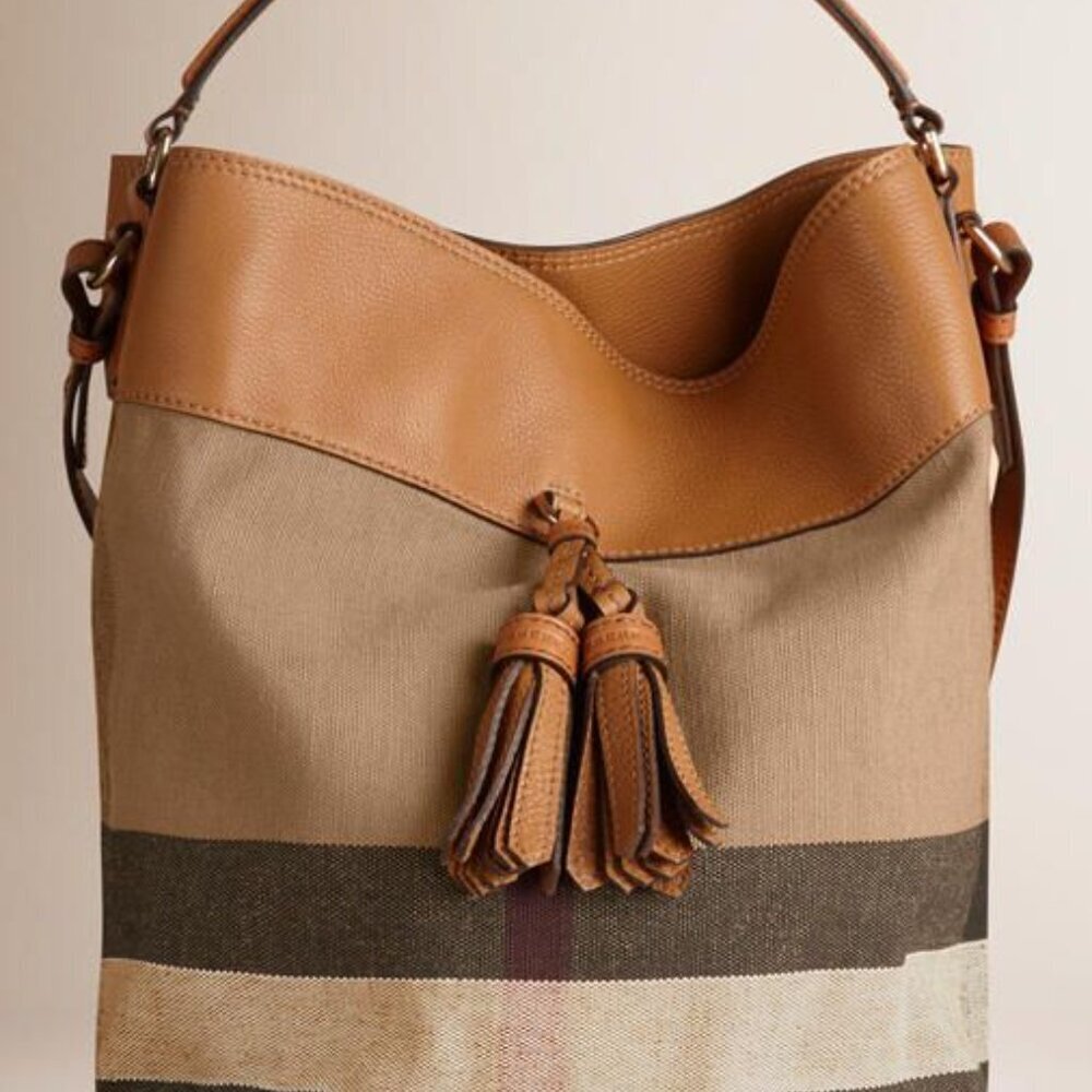 Burberry Ashy Bucket Bag Tassels, Plaid, Leather, Detachable Crossbody Strap EUC